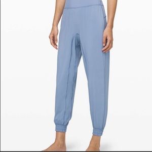 Lululemon Sunsetter Joggers light blue size 12